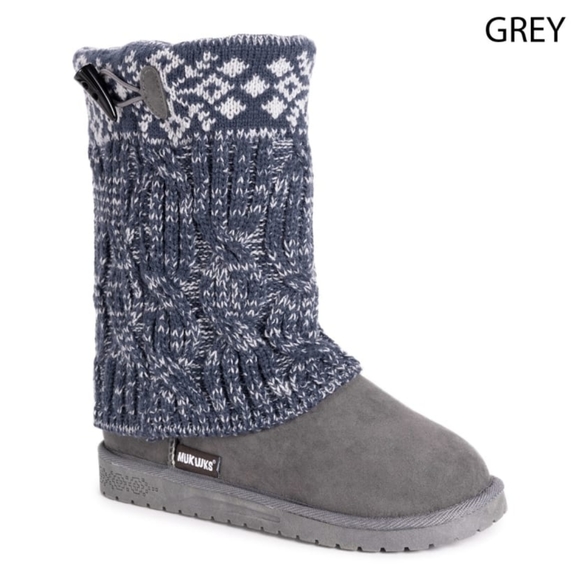 🐻MUK LUKS Cheryl Boots in Gray/Blue Fairisle with Snowflake Print Top - Picture 8 of 16